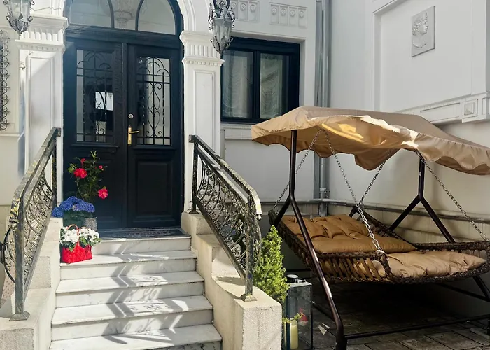 Conacul Coroanei Luxury Boutique Hotel